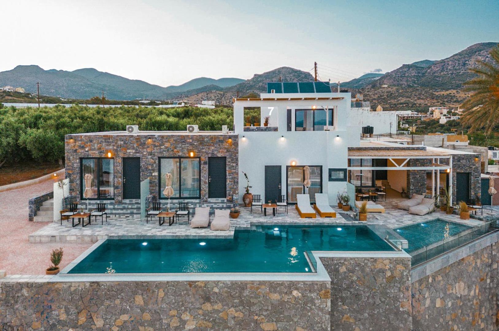 Plakakia Luxury Apartments Makrýgialos 외부 사진
