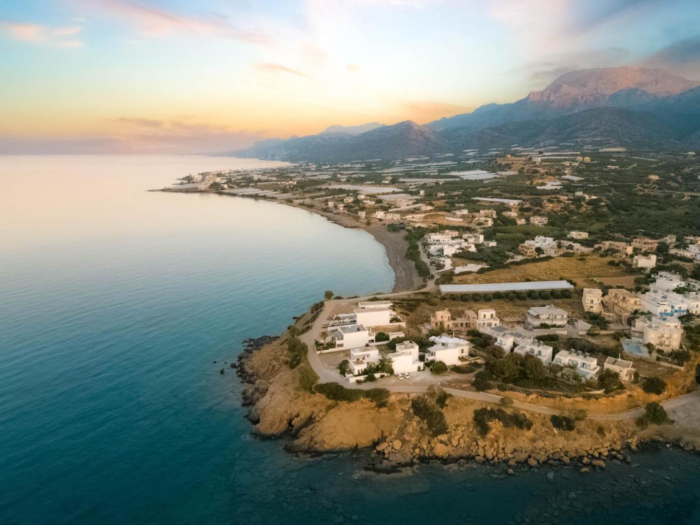 Plakakia Luxury Apartments Makrýgialos 외부 사진