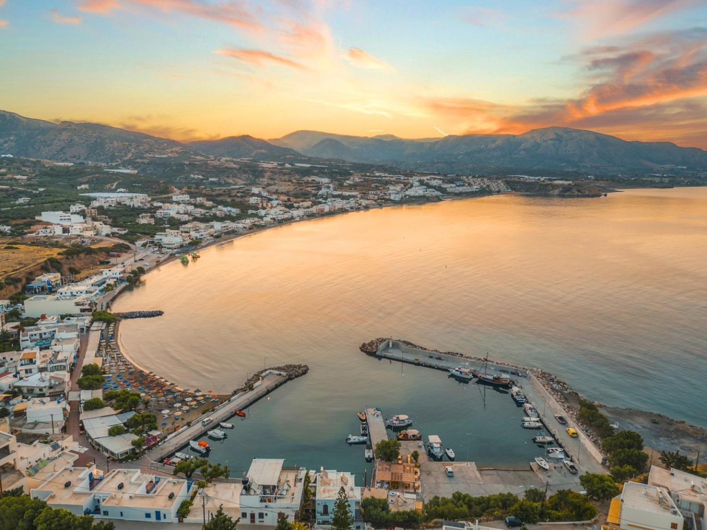Plakakia Luxury Apartments Makrýgialos 외부 사진