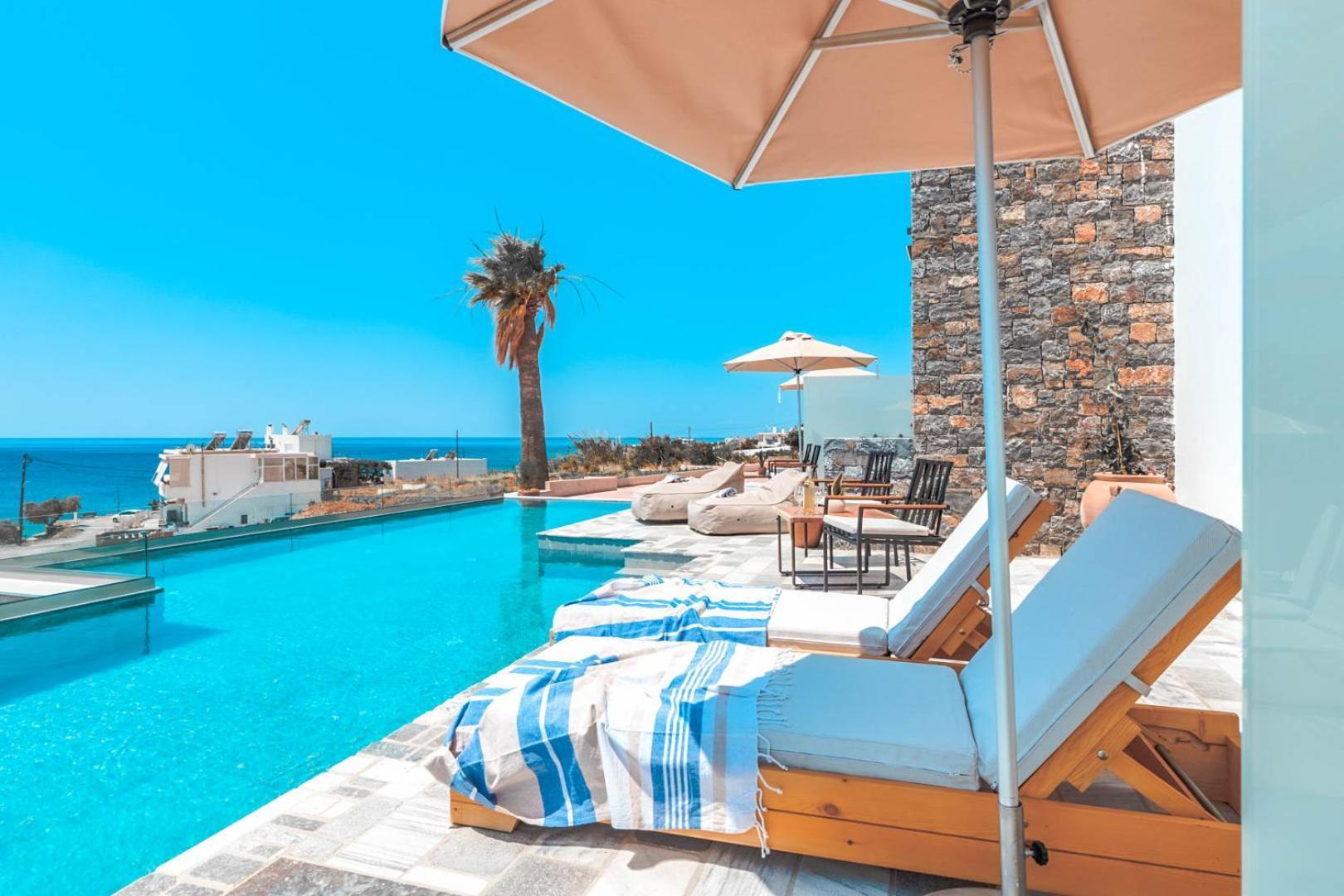 Plakakia Luxury Apartments Makrýgialos 외부 사진