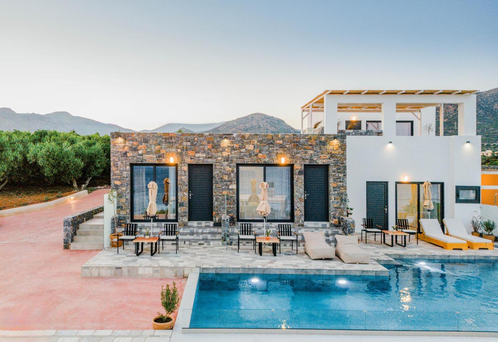 Plakakia Luxury Apartments Makrýgialos 외부 사진